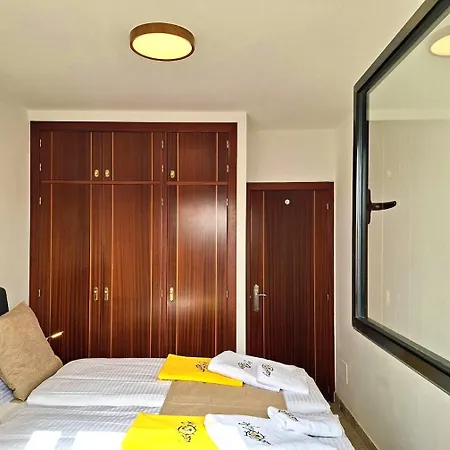 Villa Oasis With Heated Pool, Jacuzzi, And Comfort Playa Blanca (Lanzarote)